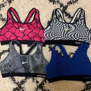 NIKE SPORTS BRA - INCLUDES 4 - SIZE MEDIUM